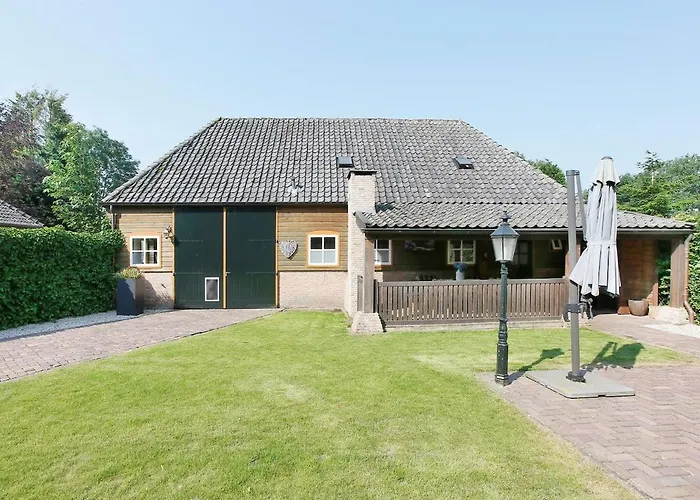 1838 Semesterbostad *